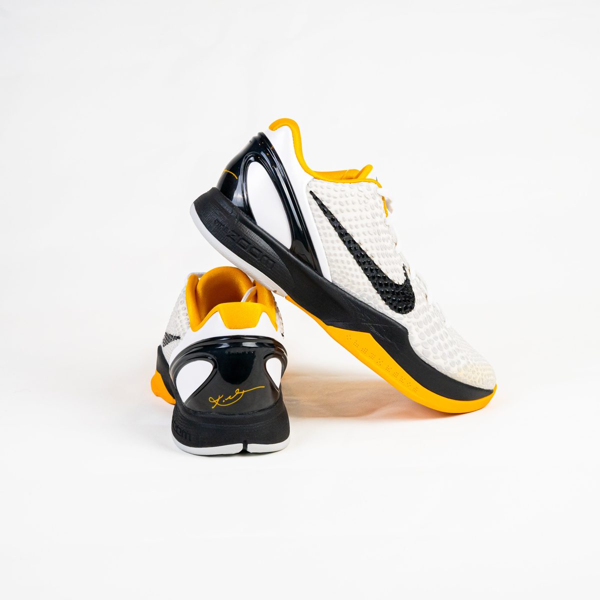 Kobe 6 Protro Playoff Pack White Del Sol